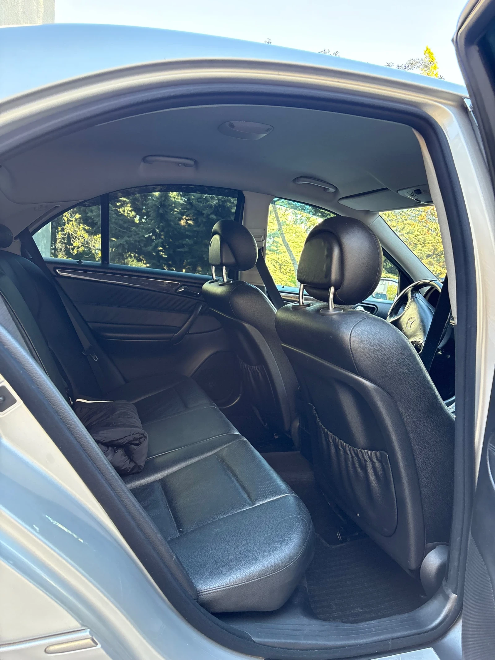 Mercedes-Benz C 270, снимка 12 - Автомобили и джипове - 54306067