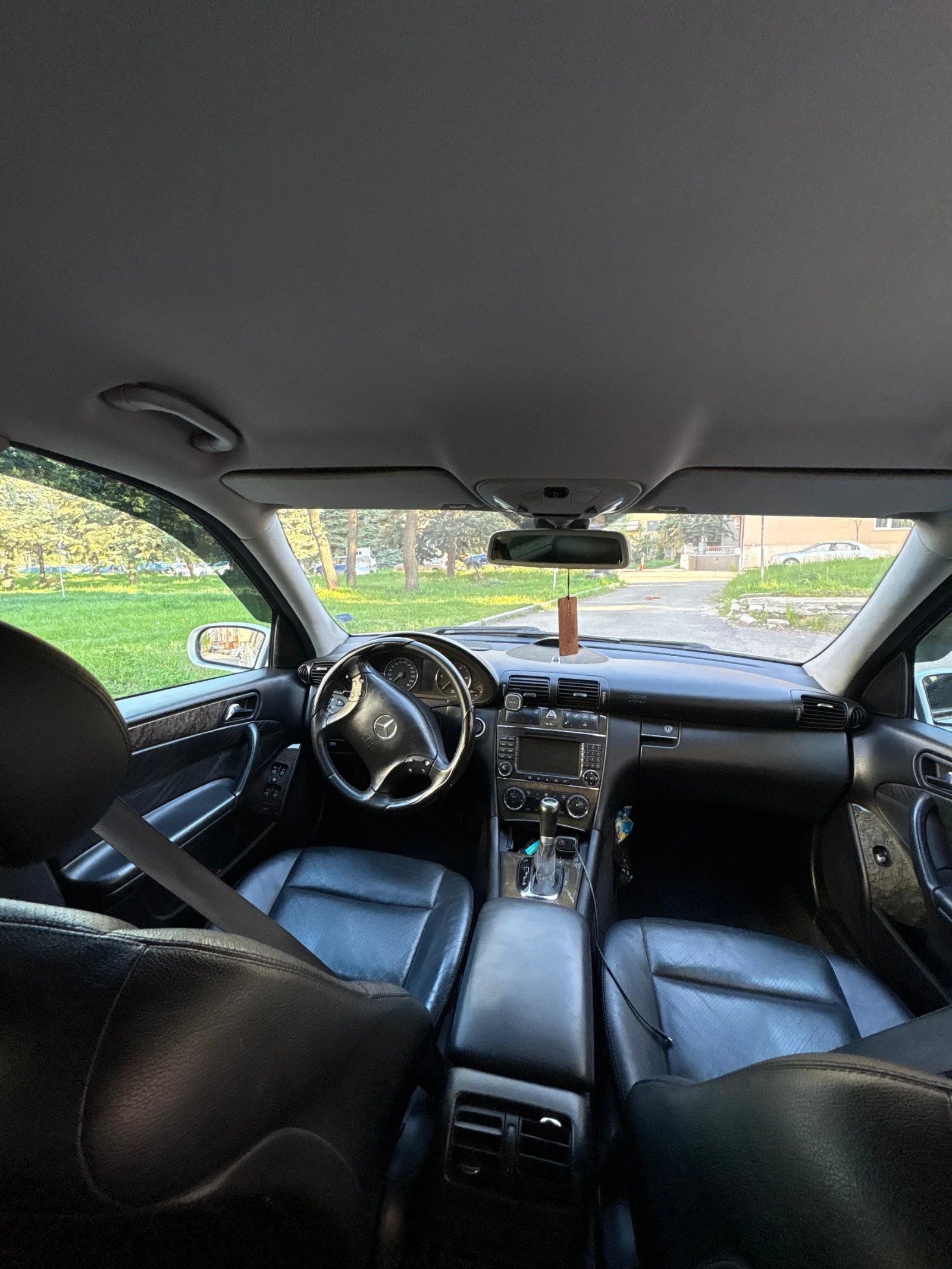 Mercedes-Benz C 270, снимка 11 - Автомобили и джипове - 54306067