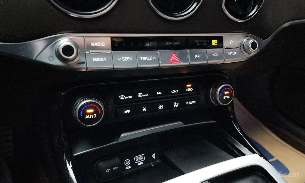 Kia Stinger 3.3* GT* �������* ���������* �����* ������* ������ | Mobile.bg � ����������� 10