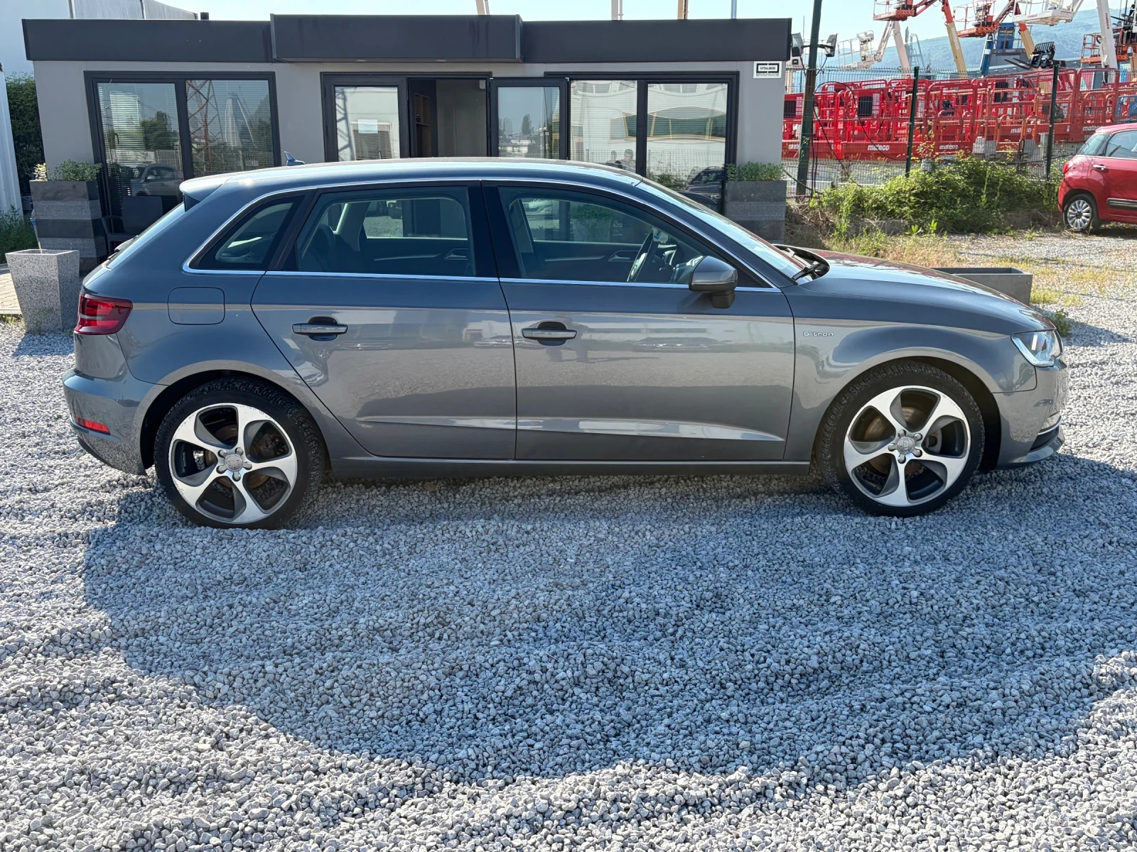 Audi A3 SPORTBACK 1.4i-110k.c G-tron /METAN/, снимка 6 - Автомобили и джипове - 54678170