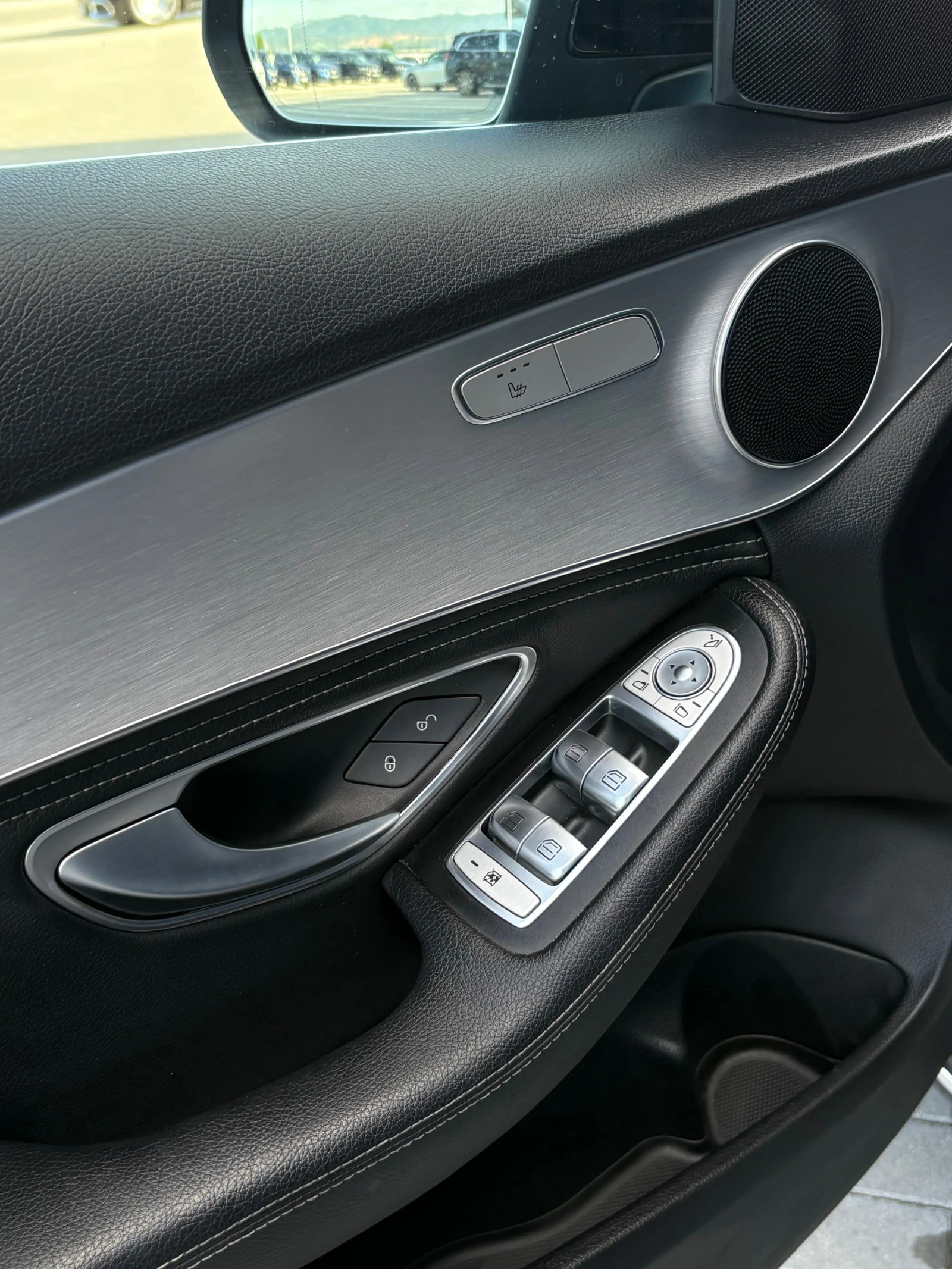 Mercedes-Benz C 220 Avantgarde Сервизна История, снимка 12 - Автомобили и джипове - 54714591