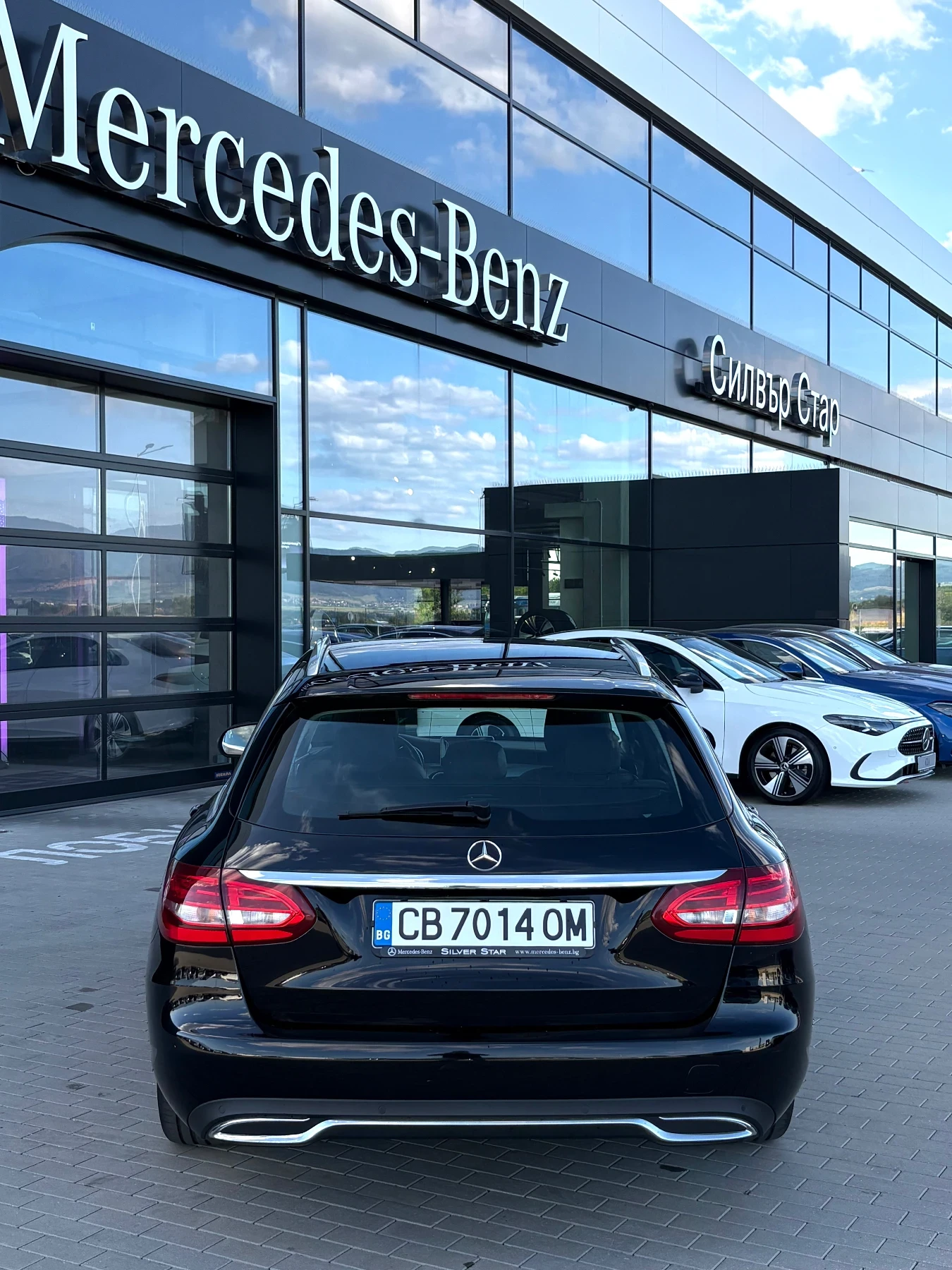 Mercedes-Benz C 220 Avantgarde Сервизна История, снимка 5 - Автомобили и джипове - 54714591