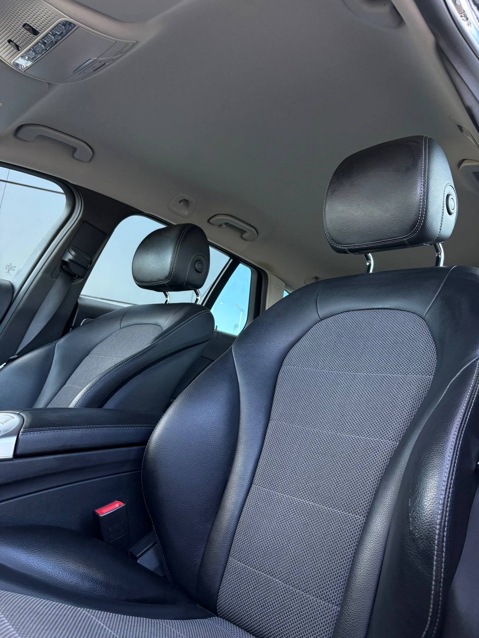 Mercedes-Benz C 220 Avantgarde Сервизна История, снимка 10 - Автомобили и джипове - 54714591