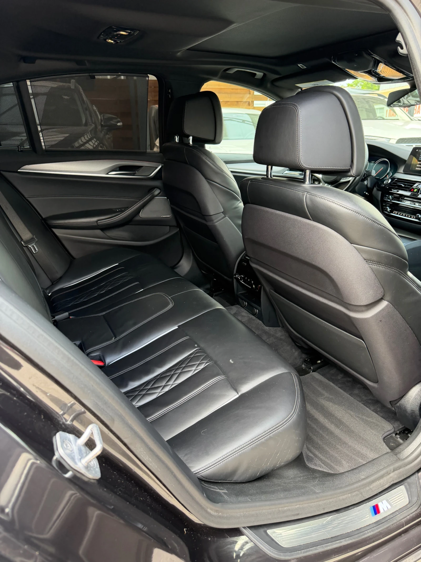 BMW 540 M-pack xDrive, снимка 12 - Автомобили и джипове - 54769824