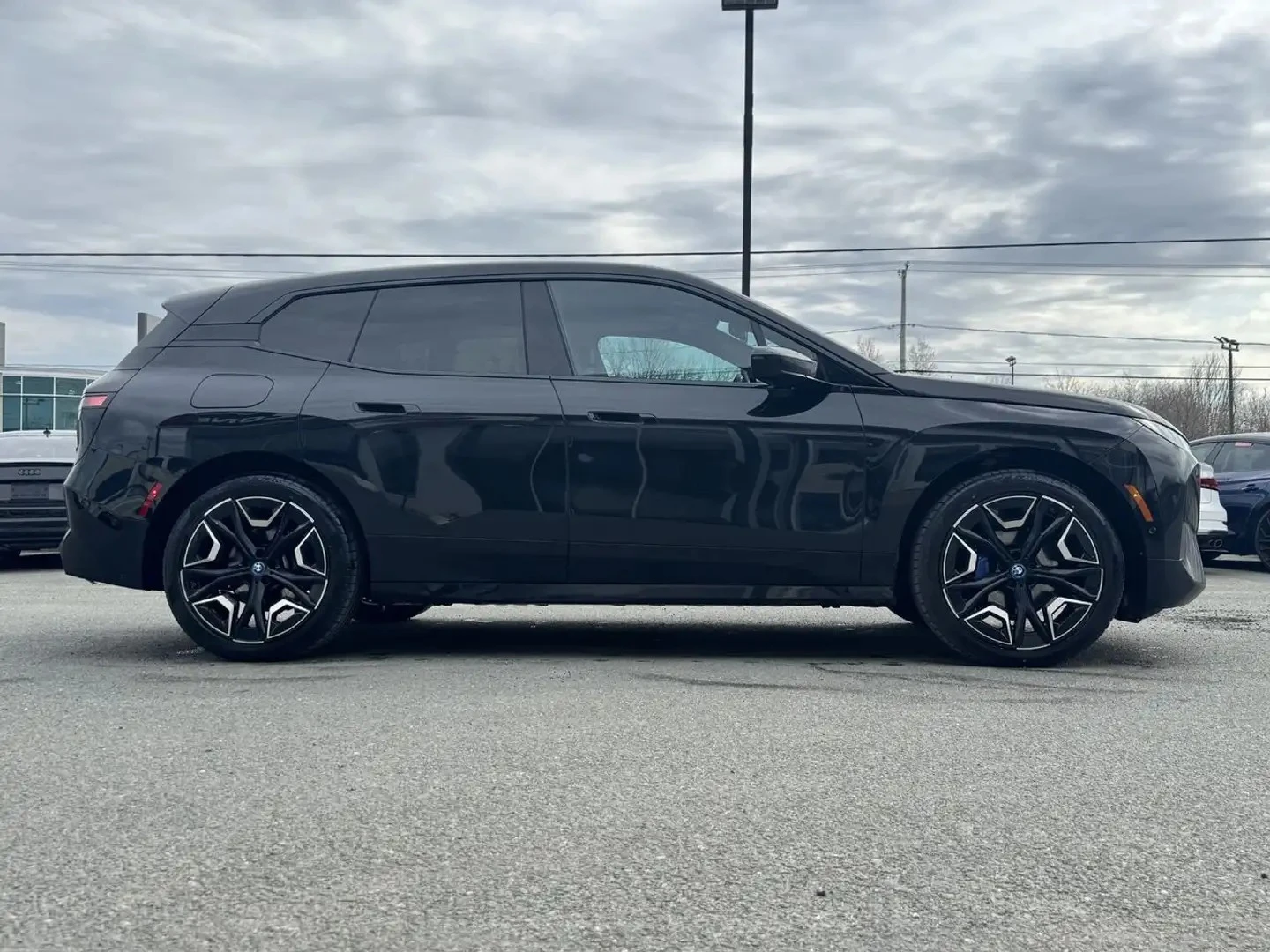 BMW iX MPACK | HARMAN/KARDON| DISSTRONI| SOFT CLOSE| HUD| | Mobile.bg � ����������� 6