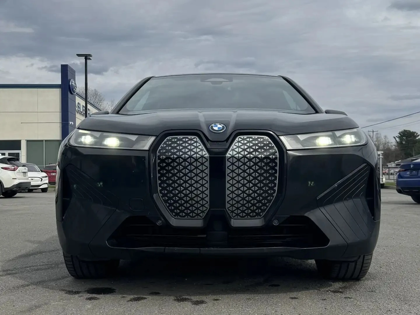 BMW iX MPACK | HARMAN/KARDON| DISSTRONI| SOFT CLOSE| HUD| | Mobile.bg � ����������� 8