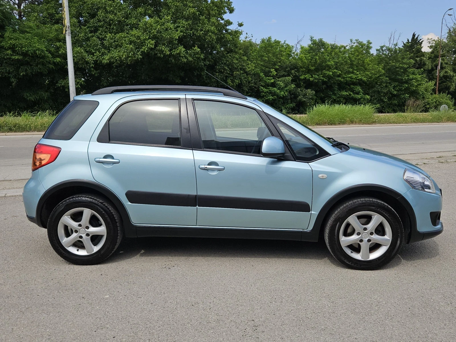 Suzuki SX4 1.6i---100???км, снимка 4 - Автомобили и джипове - 54868867