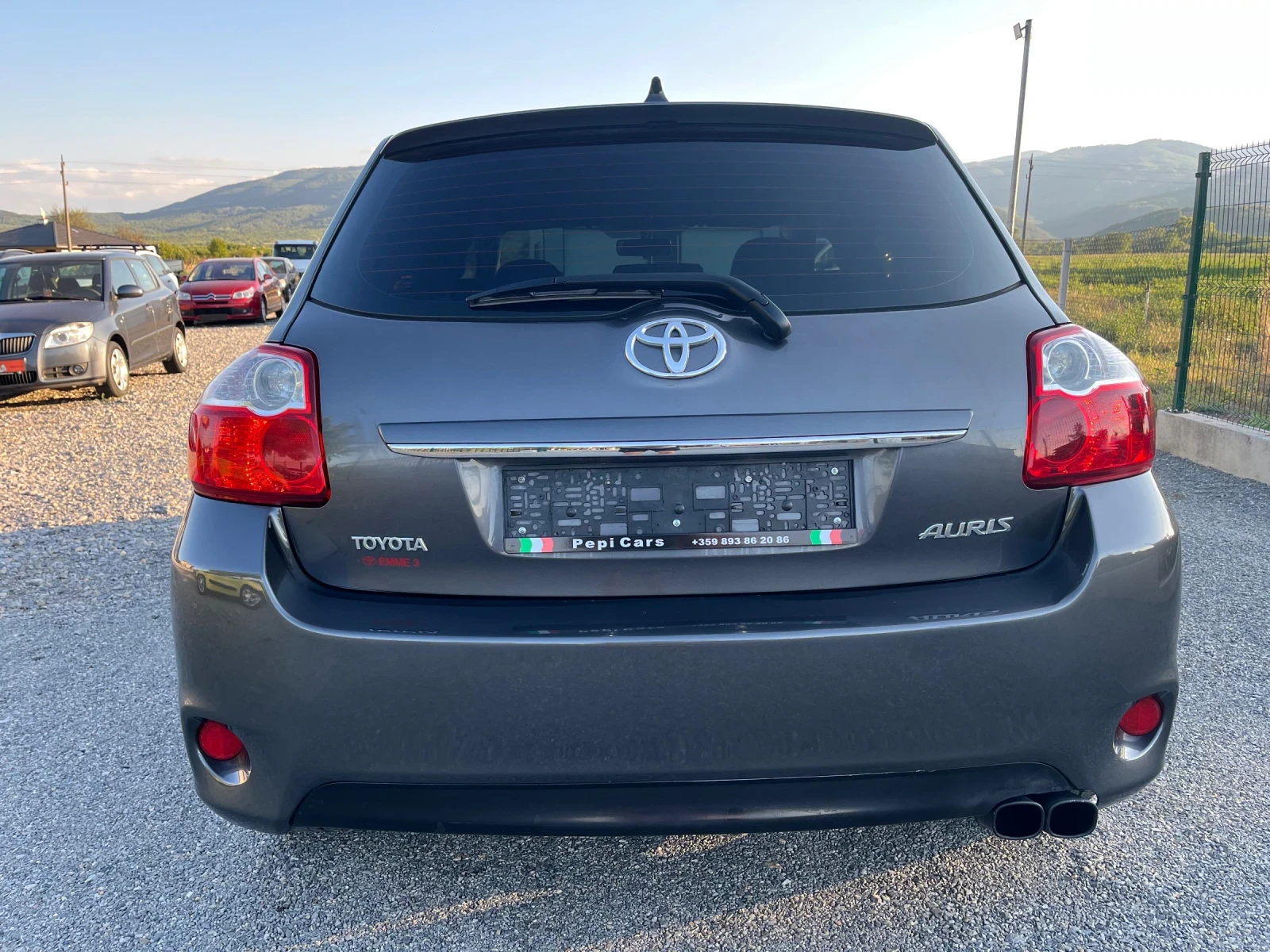 Toyota Auris 2.0 D4D Feislift, снимка 5 - Автомобили и джипове - 55535497