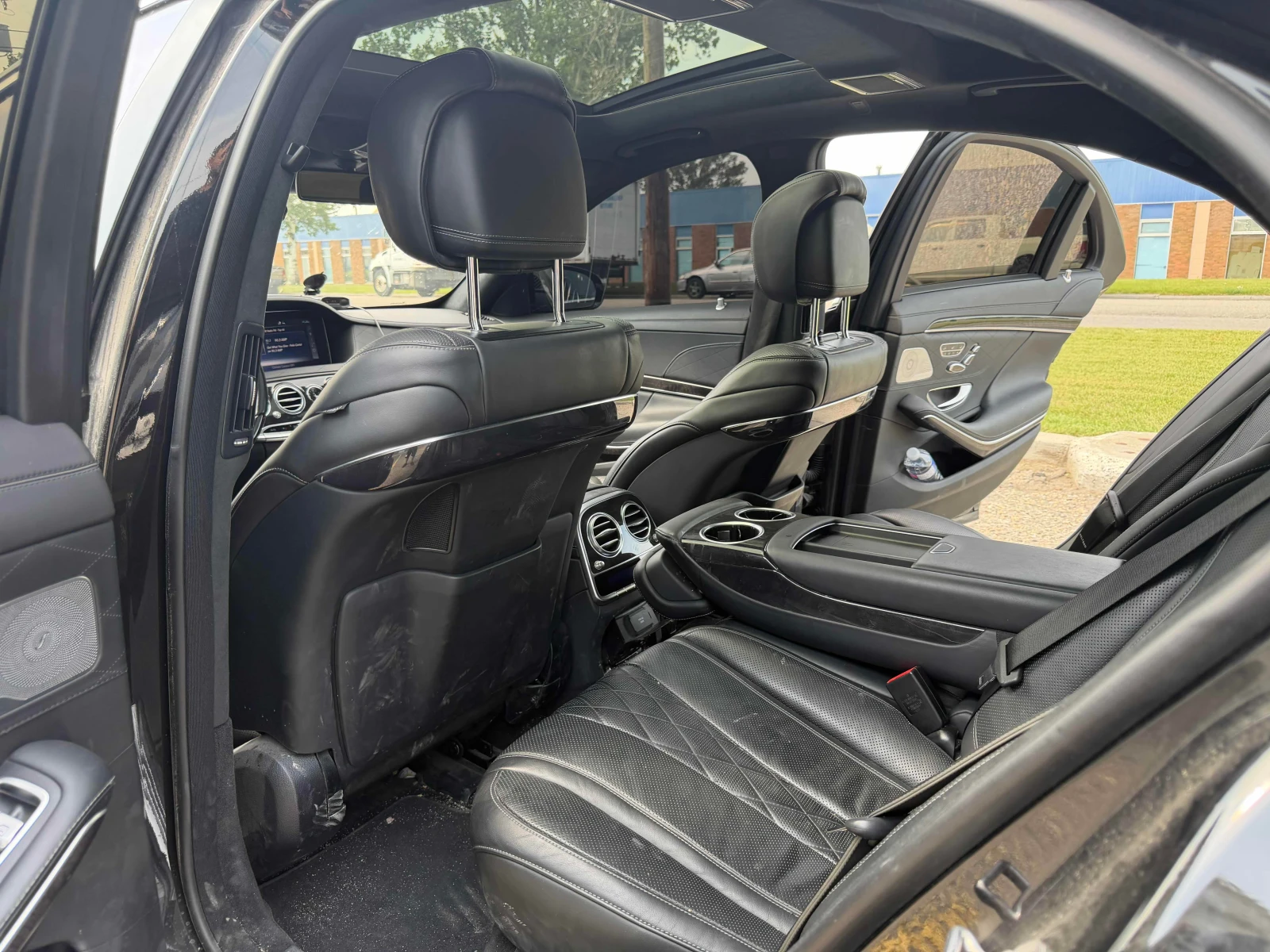 Mercedes-Benz S 560 * АВТОКРЕДИТ БЕЗ ПЪРВОНАЧАЛНА ВНОСКА* , снимка 16 - Автомобили и джипове - 56063520