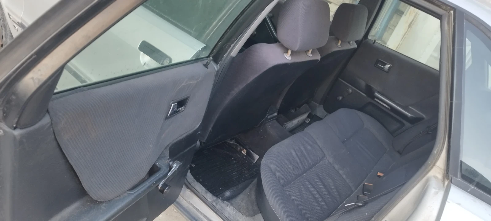 Audi 80 B4, снимка 3 - Автомобили и джипове - 56271048