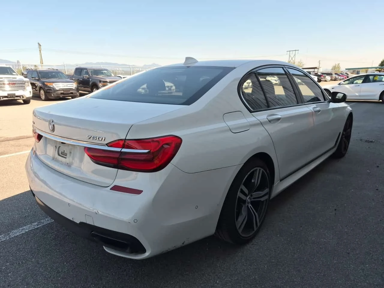 BMW 750 * 750I XDRIVE * CARFAX * , снимка 3 - Автомобили и джипове - 56300692