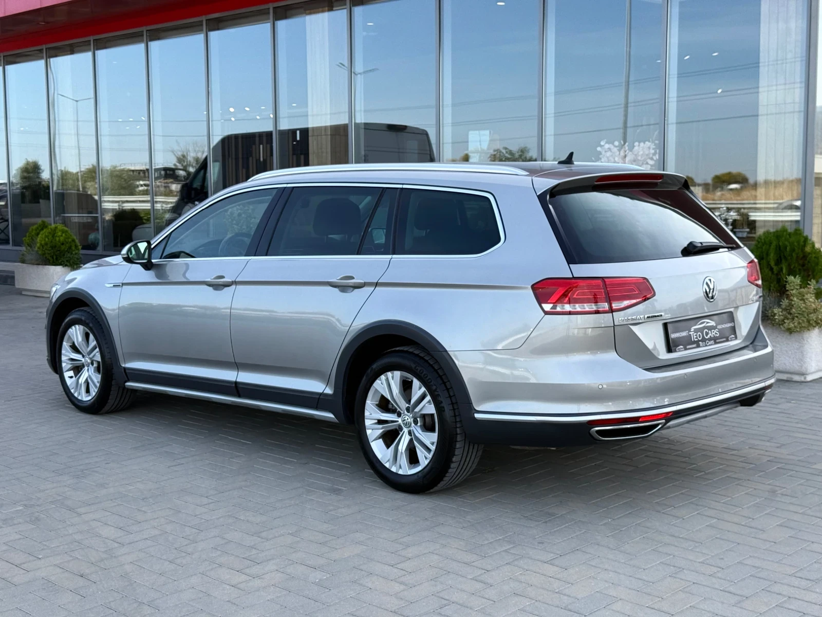 VW Alltrack 2.0 TDI 150k.c 4X4 / LED / NAVI / PANORAMA   | Mobile.bg � ����������� 5