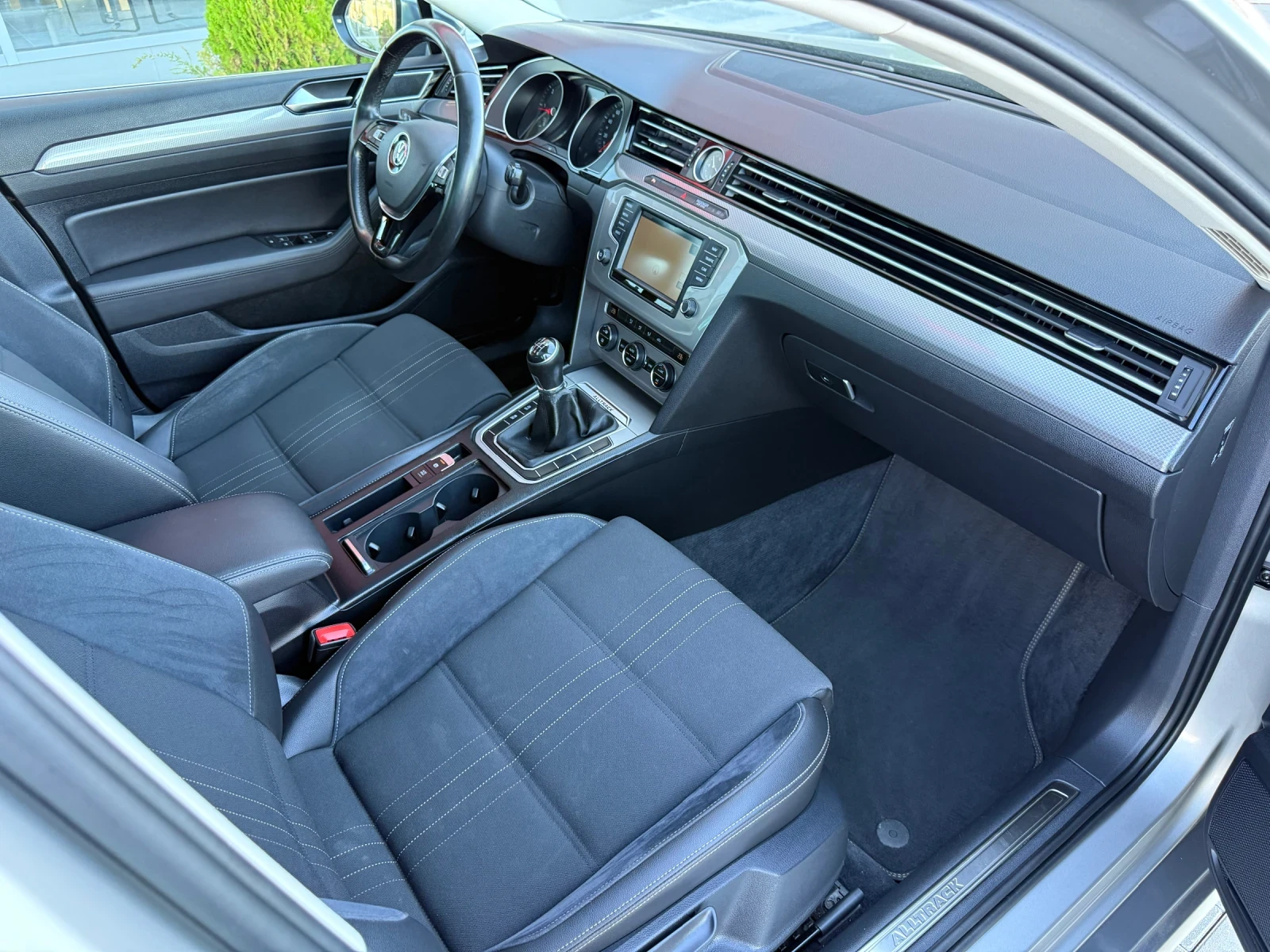 VW Alltrack 2.0 TDI 150k.c 4X4 / LED / NAVI / PANORAMA   | Mobile.bg � ����������� 11