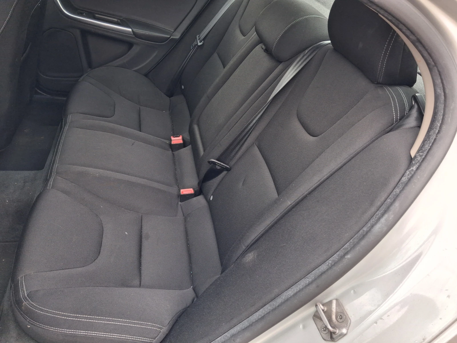 Volvo S60 2.0D4 190�.�. | Mobile.bg � ����������� 9