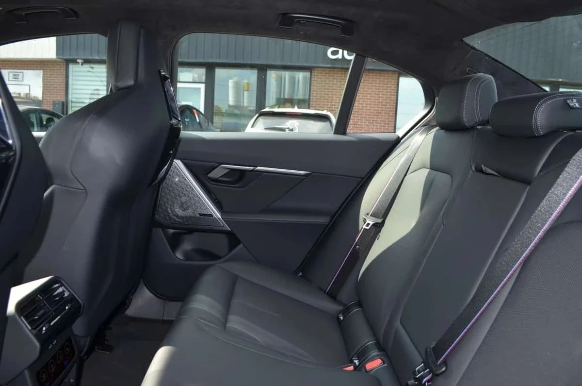 BMW M5, снимка 14 - Автомобили и джипове - 56689264