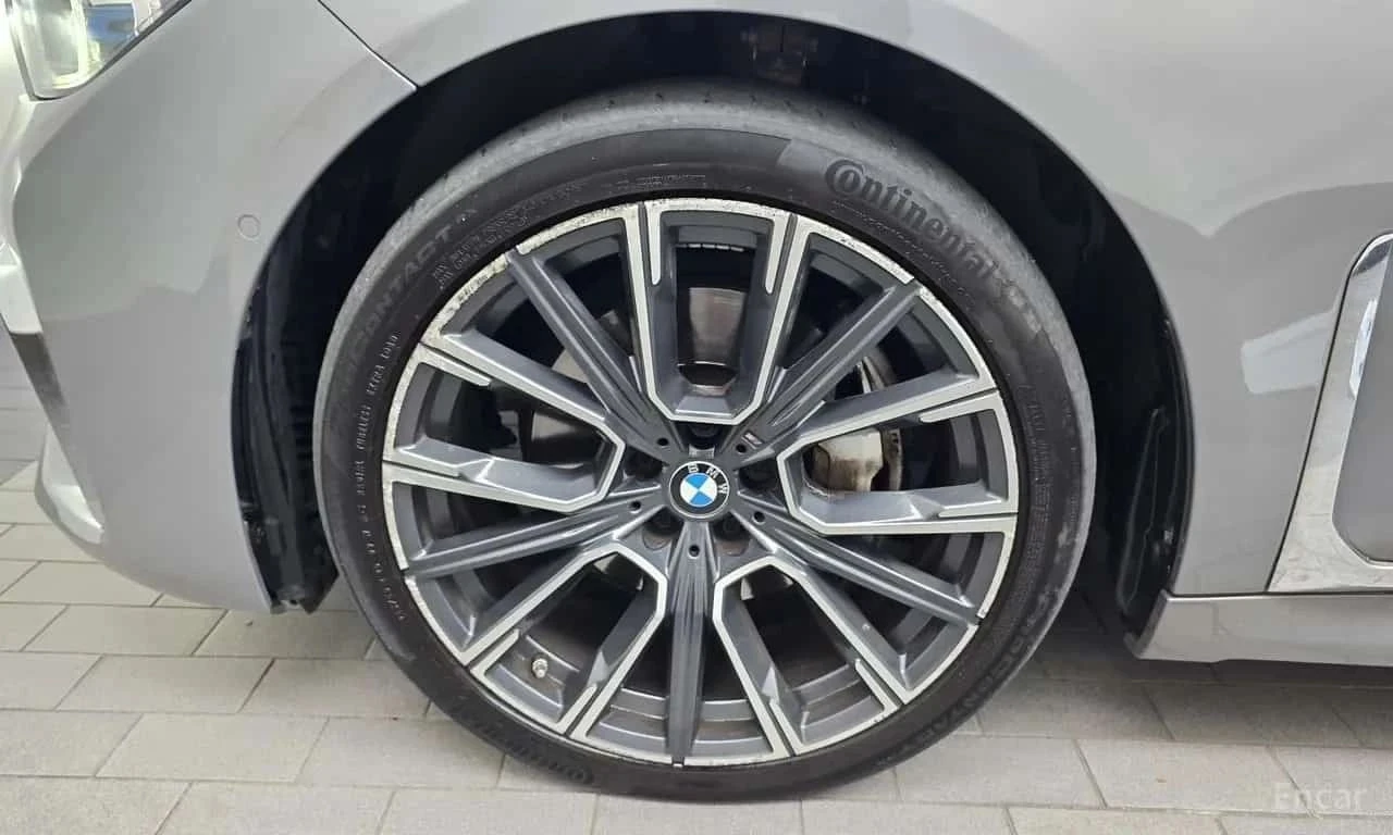 BMW 740, снимка 5 - Автомобили и джипове - 56726672