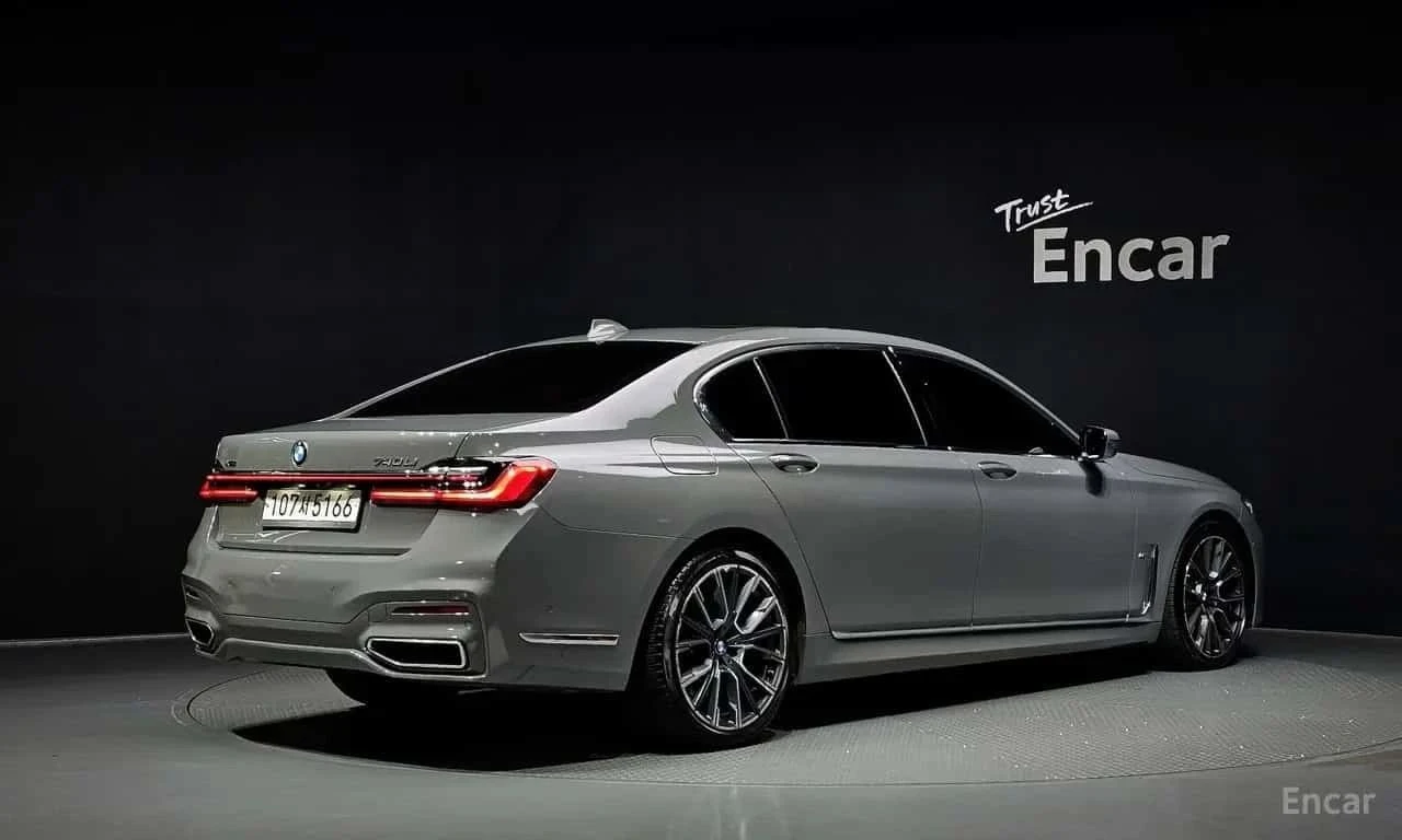 BMW 740, снимка 3 - Автомобили и джипове - 56726672