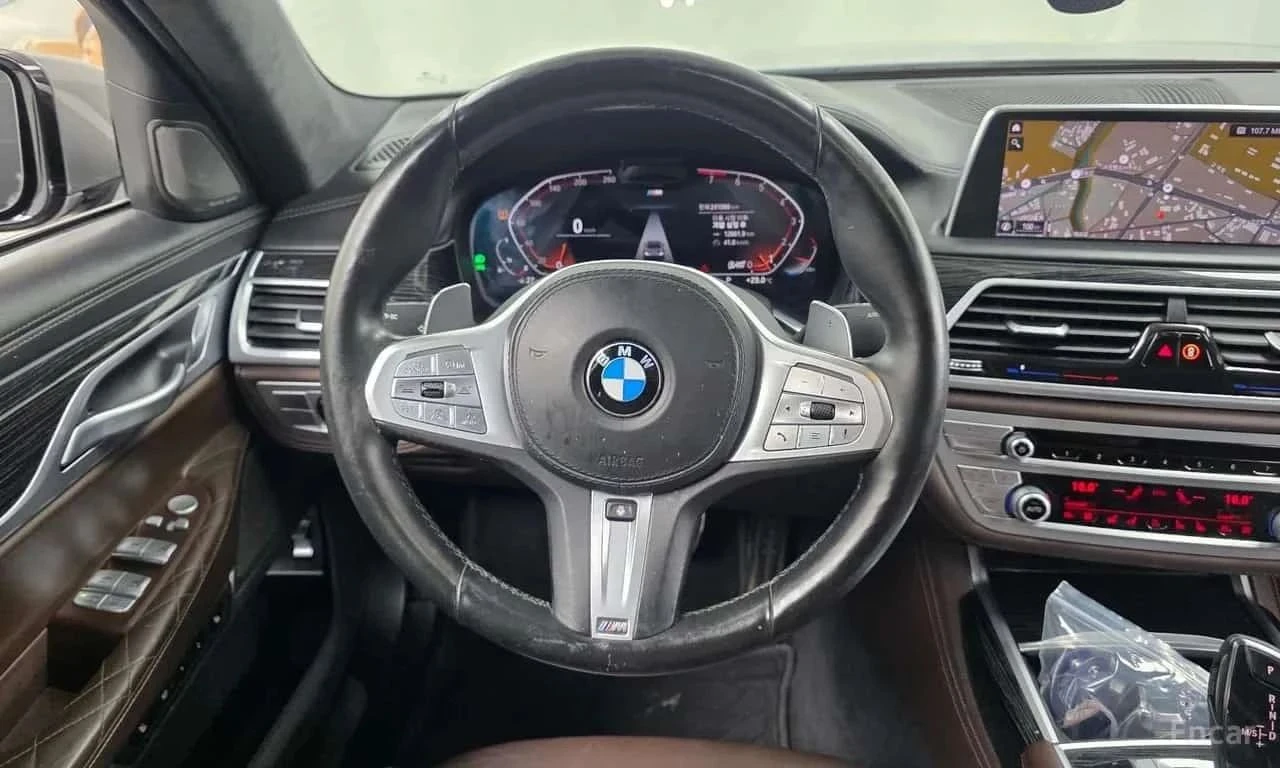 BMW 740, снимка 13 - Автомобили и джипове - 56726672