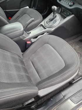 Kia Sportage Автоматик, снимка 8