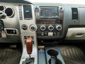 Toyota Sequoia 5.7 V8 Platinum, снимка 14