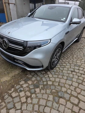 Mercedes-Benz EQC 400/4MATIC/AMG* ГОТОВ ЛИЗИНГ, снимка 2
