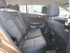 Kia Sportage LX* ПОДГРЕВ* КАМЕРА* LANE ASSIST* CARPLAY - 10199 € / 19947.51 лв. - 22507760 11