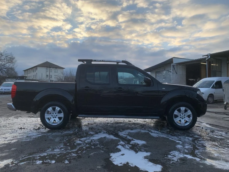 Nissan Navara 2.5, снимка 3 - Автомобили и джипове - 49380173