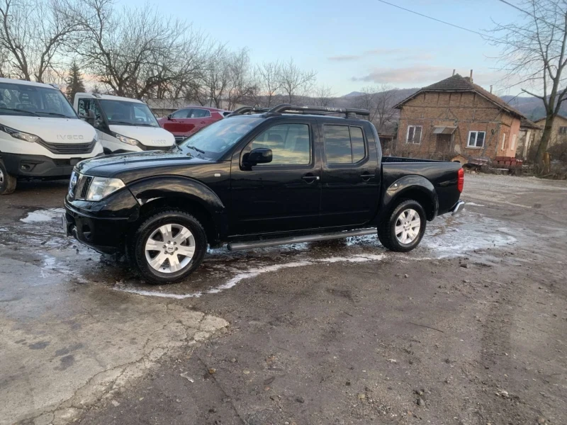 Nissan Navara 2.5, снимка 4 - Автомобили и джипове - 49380173