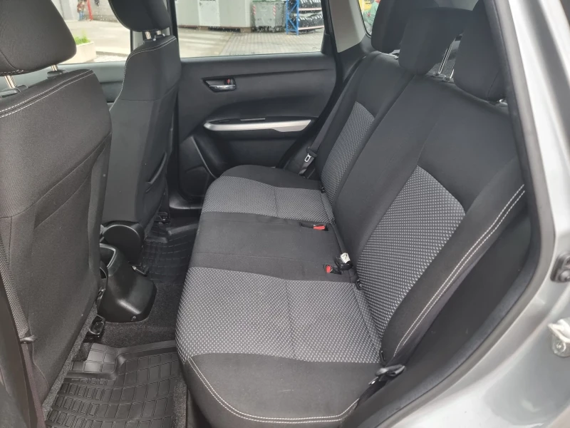 Suzuki Vitara 1.6 DDIS, снимка 14 - Автомобили и джипове - 51205670
