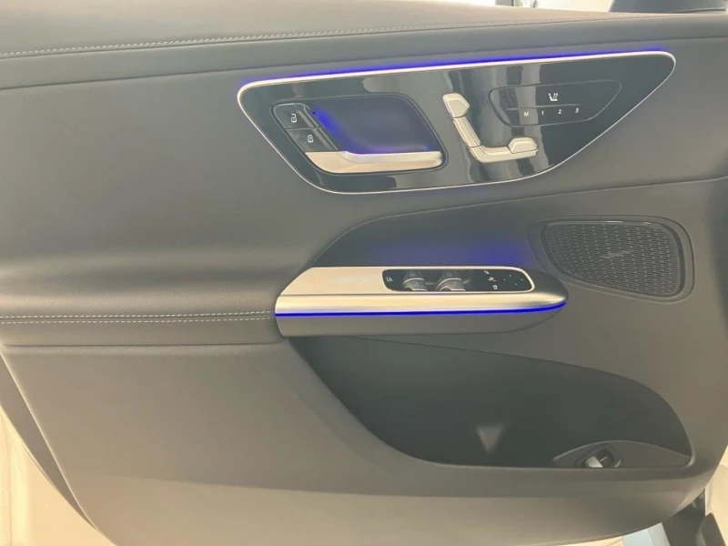 Mercedes-Benz GLC 300 d* 4M* AMG* NIGHT* DISTR* MEMORY* CAM* , снимка 8 - Автомобили и джипове - 51995813