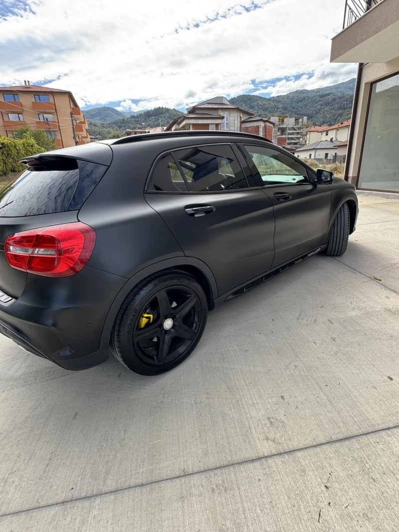 Mercedes-Benz GLA 220, снимка 3 - Автомобили и джипове - 52269116