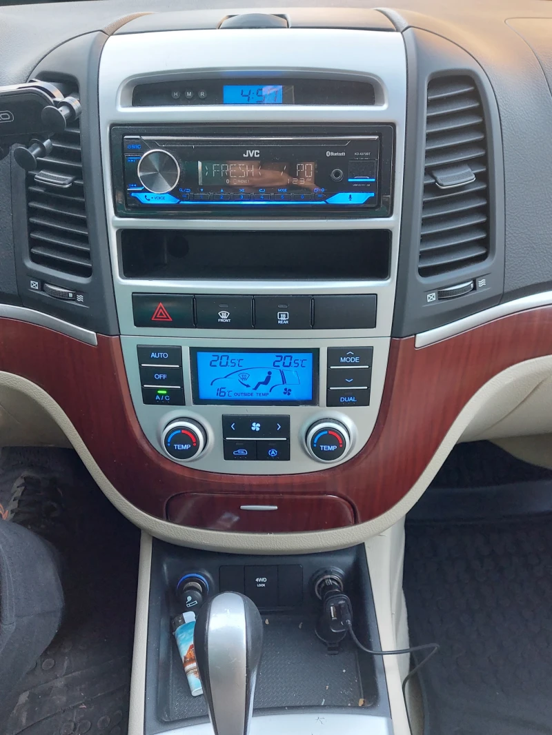 Hyundai Santa fe ГАЗ / БЕНЗИН, снимка 7 - Автомобили и джипове - 52172772