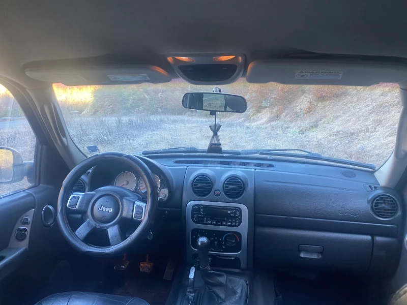 Jeep Cherokee 2.5 CRD, снимка 6 - Автомобили и джипове - 52860104