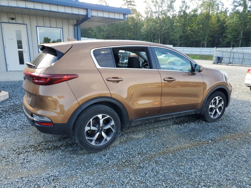 Kia Sportage LX* ПОДГРЕВ* КАМЕРА* LANE ASSIST* CARPLAY, снимка 3 - Автомобили и джипове - 53243041