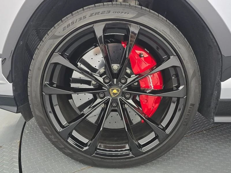 Lamborghini Urus 4.0 DWN Automatic, снимка 5 - Автомобили и джипове - 55813578