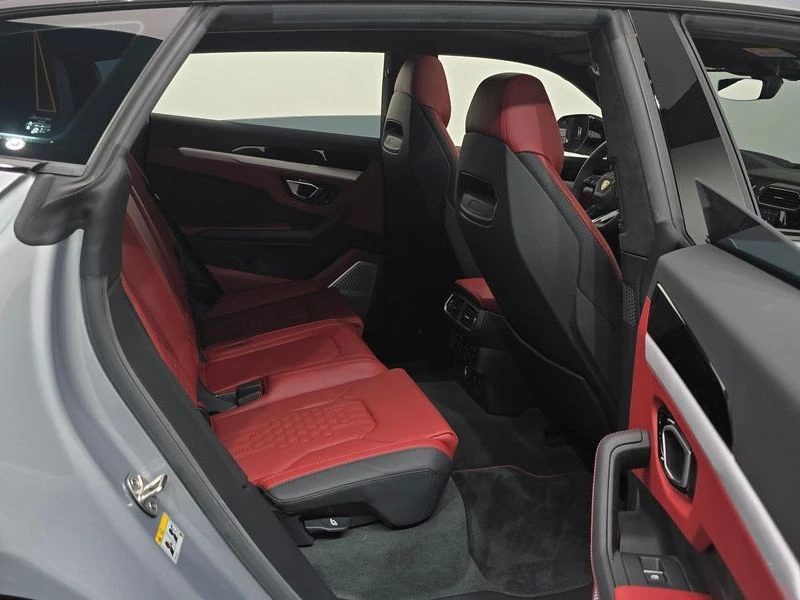Lamborghini Urus 4.0 DWN Automatic, снимка 11 - Автомобили и джипове - 55813578