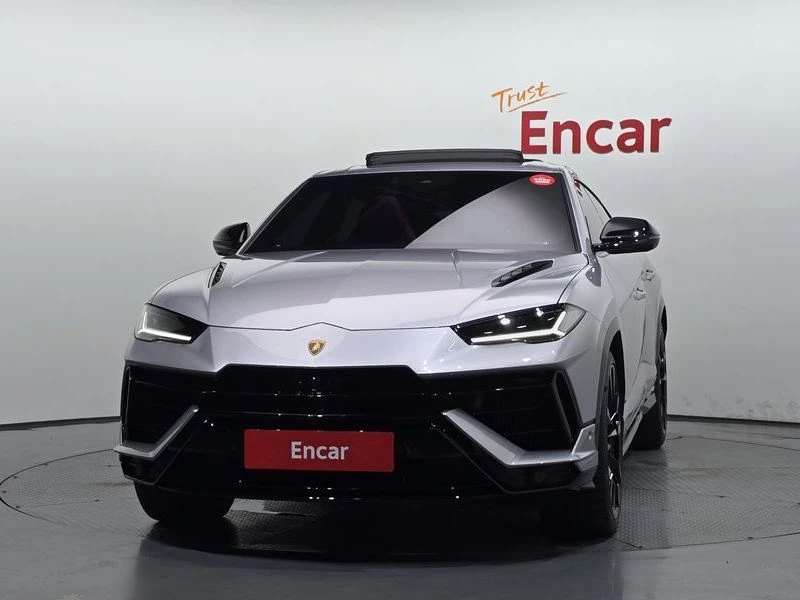 Lamborghini Urus 4.0 DWN Automatic, снимка 3 - Автомобили и джипове - 55813578