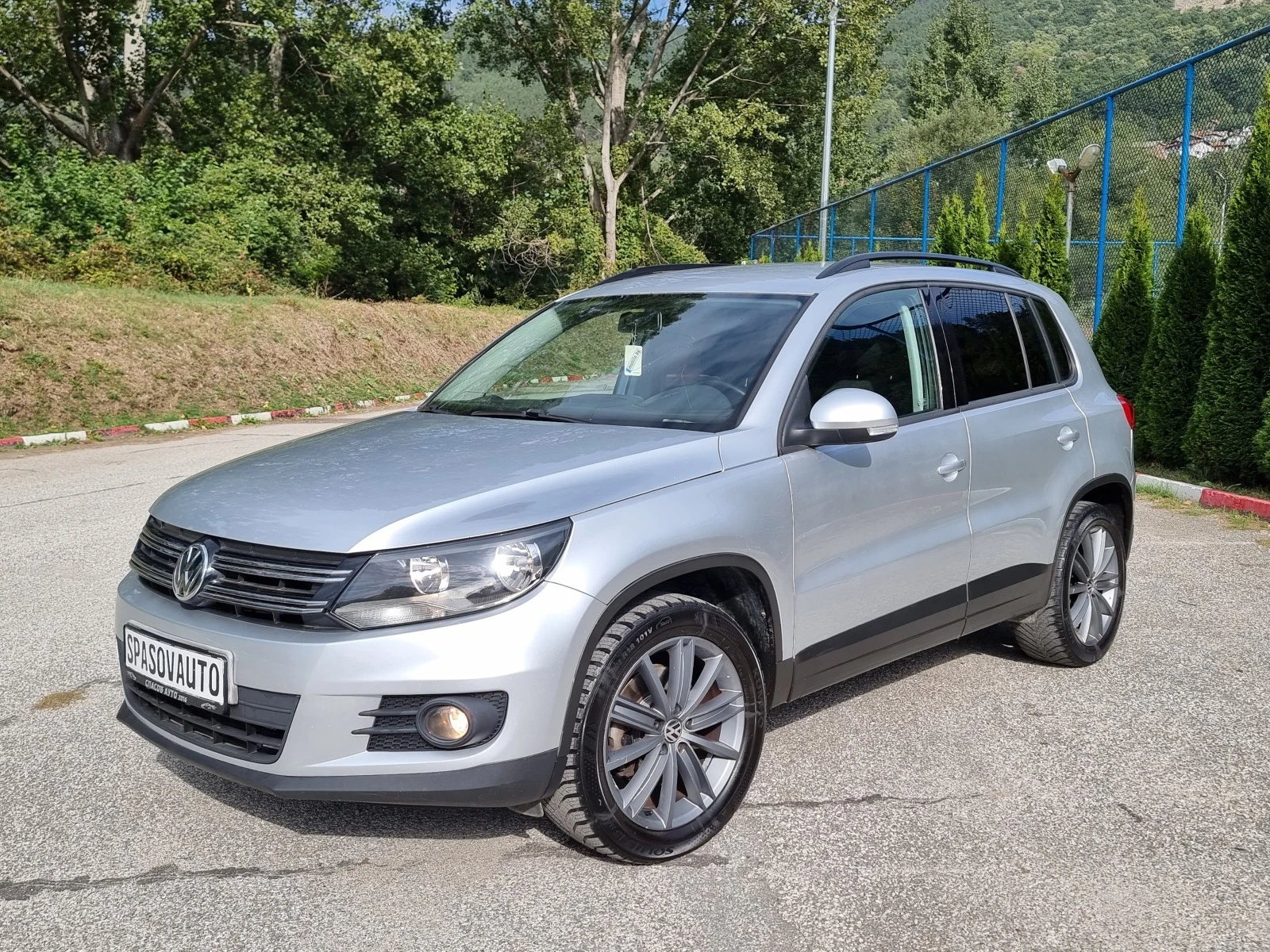 VW Tiguan 2.0 Facelift/Klimatronik/Euro-5 - изображение 2