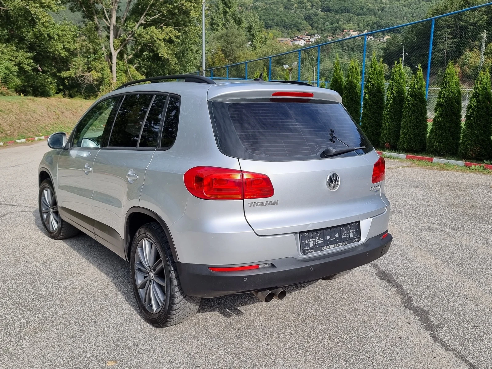 VW Tiguan 2.0 Facelift/Klimatronik/Euro-5 - изображение 4