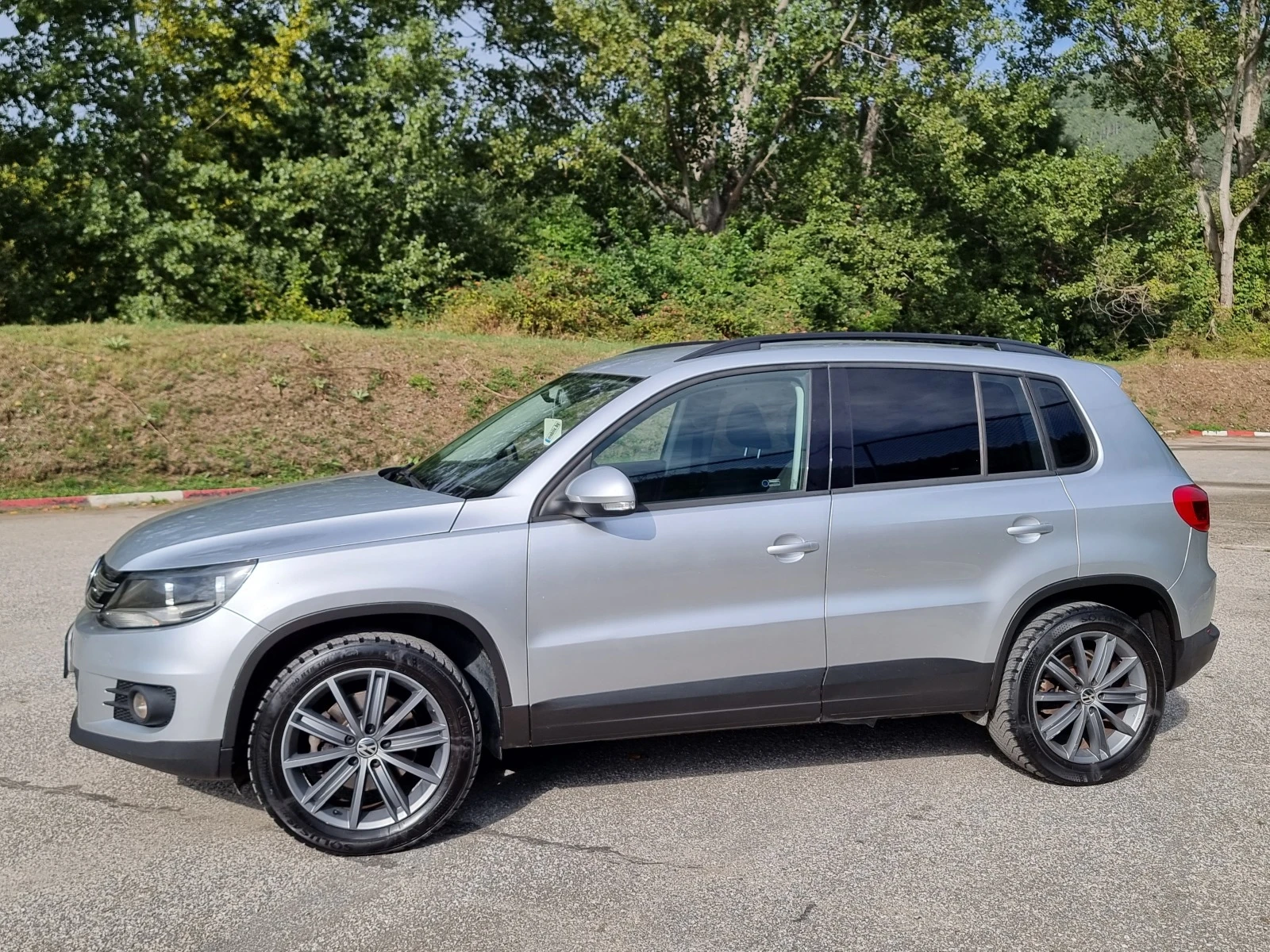 VW Tiguan 2.0 Facelift/Klimatronik/Euro-5 - изображение 3