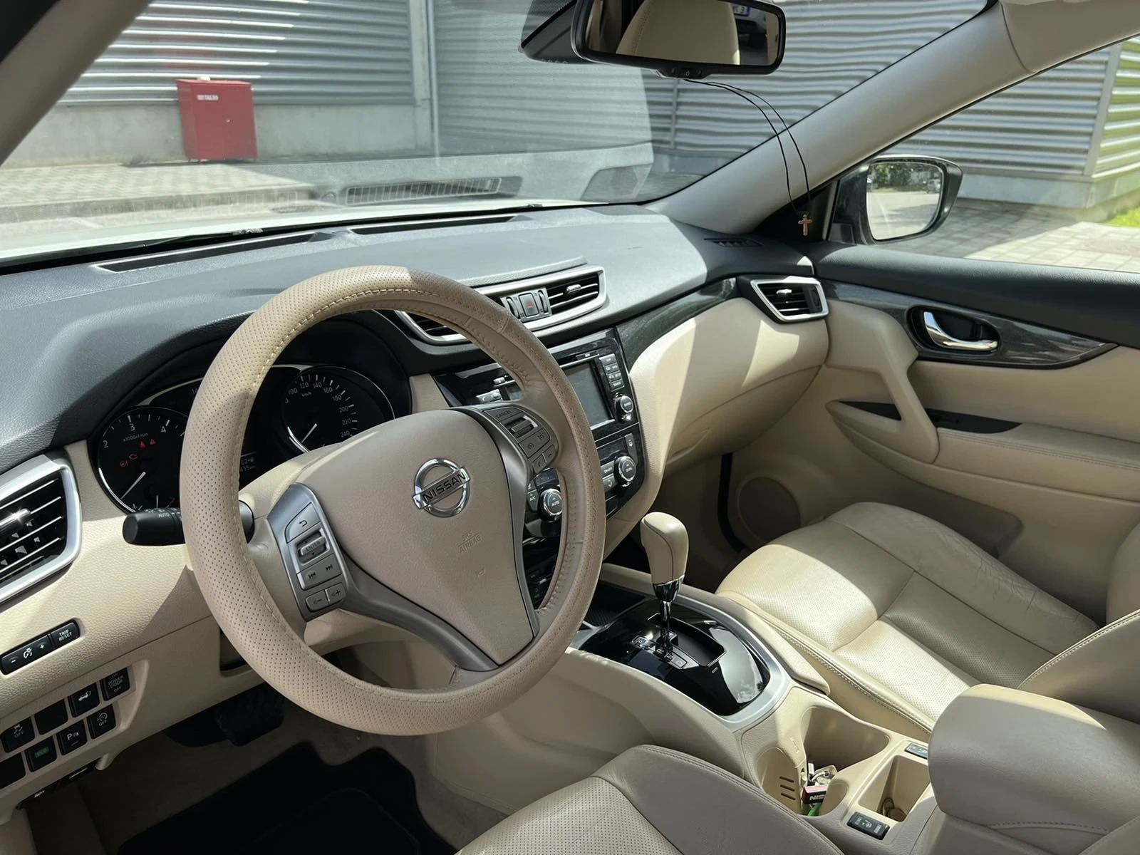Nissan X-trail 1.6 - изображение 4