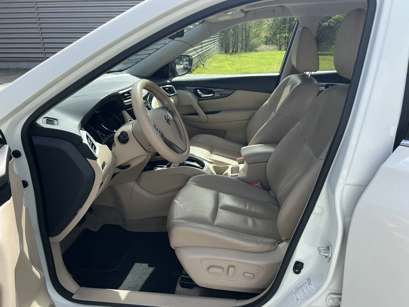 Nissan X-trail 1.6 - изображение 9