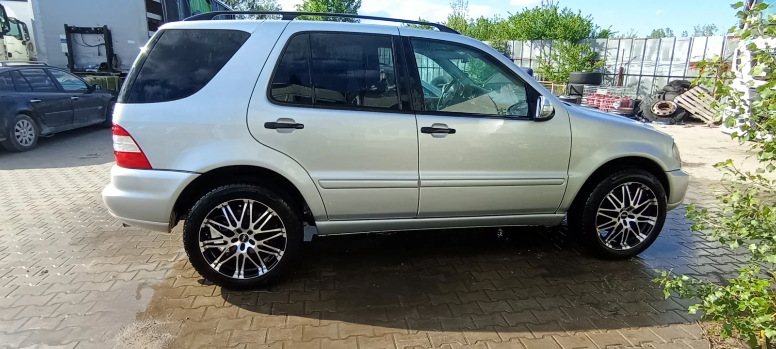 Mercedes-Benz ML 270  - изображение 7