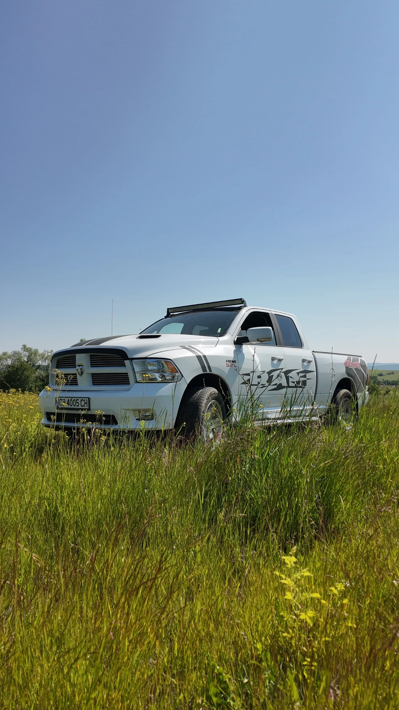 Dodge RAM 1500 5.7 HEMI + ГАЗ - изображение 2