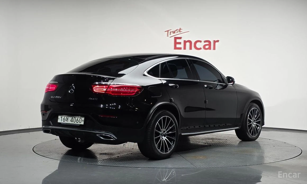 Mercedes-Benz GLC 220  - изображение 2