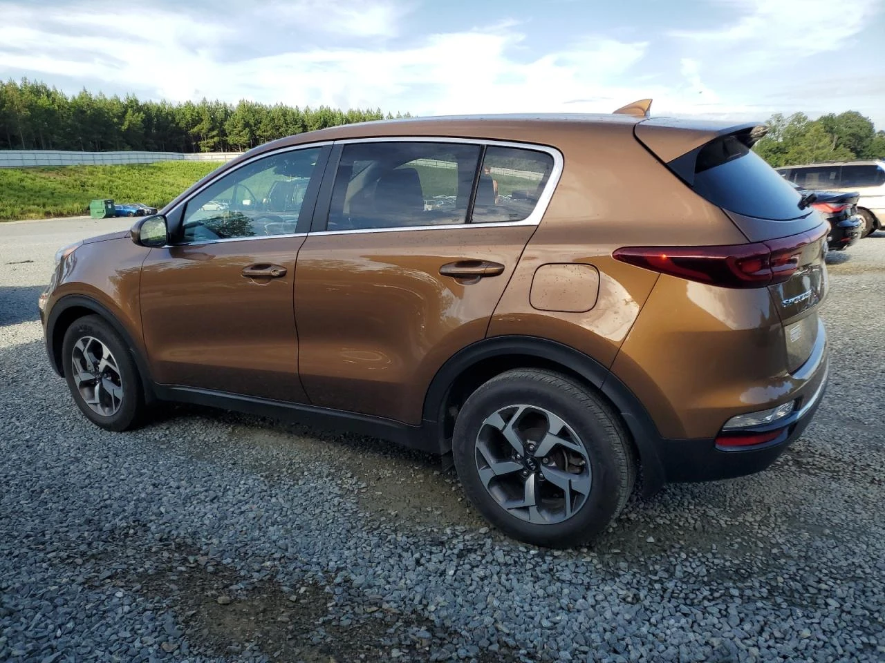 Kia Sportage LX* �������* ������* LANE ASSIST* CARPLAY | Mobile.bg � ����������� 2
