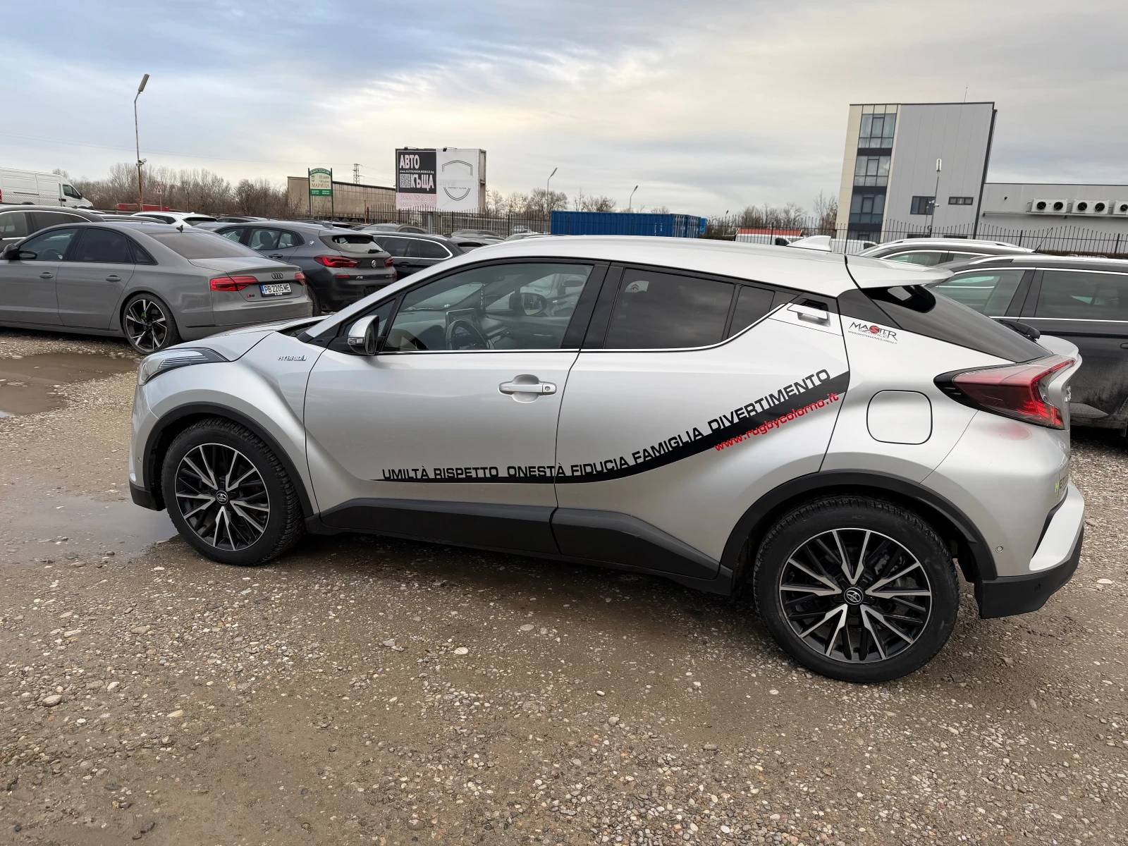 Toyota C-HR 1.8 HYBRID(КАТО НОВА) - изображение 8