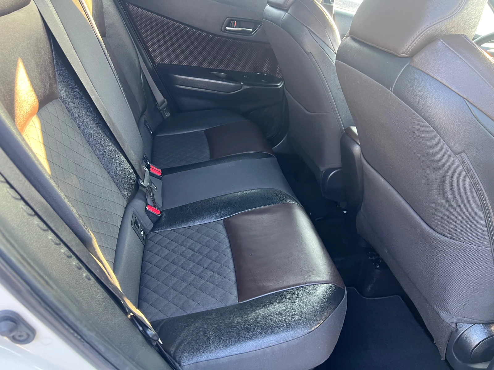 Toyota C-HR 1.8 HYBRID(���� ����) | Mobile.bg � ����������� 11