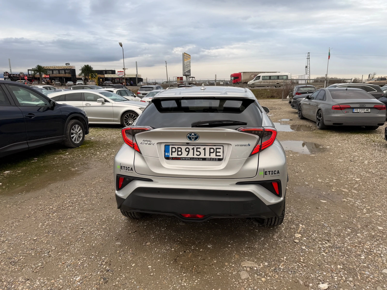 Toyota C-HR 1.8 HYBRID(КАТО НОВА) - изображение 6