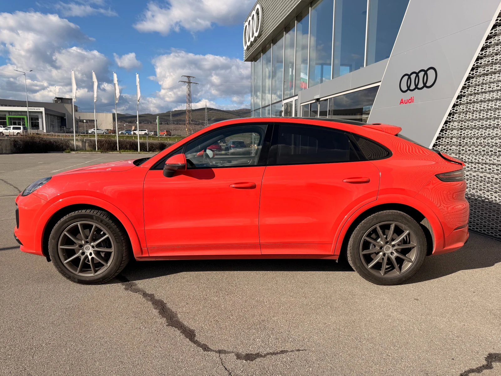 Porsche Cayenne Coupe - изображение 5